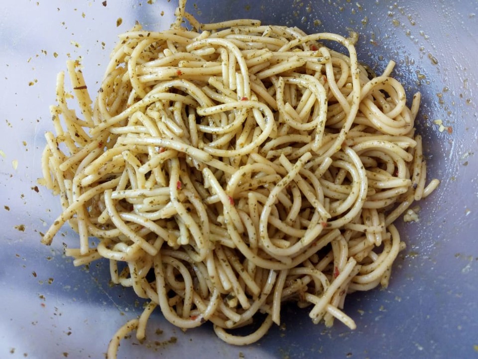 Spaghetti-Knoblauch-Salat von J_Honeybee | Chefkoch.de