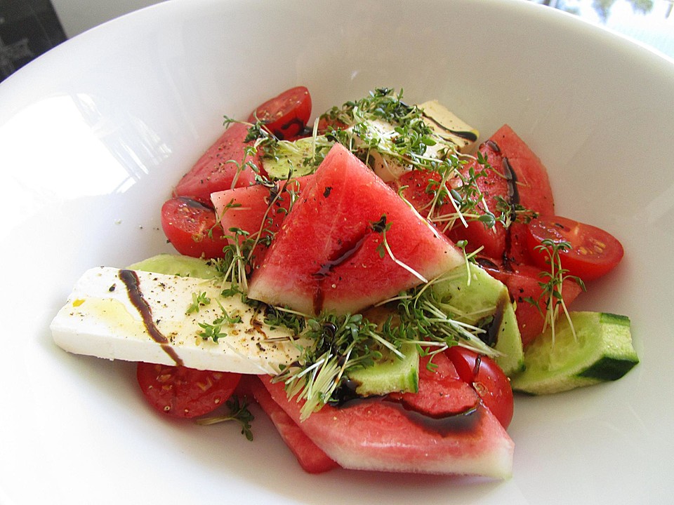 Wassermelonensalat mit Feta, Gurke und Tomaten von anna--banana ...