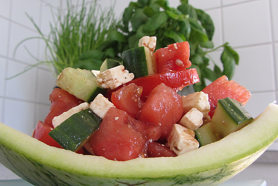 Wassermelonensalat mit Feta, Gurke und Tomaten von anna--banana ...