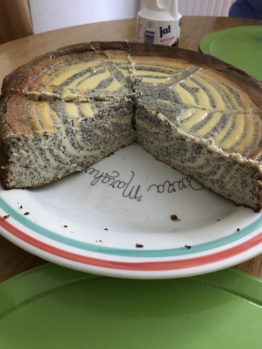 Zebra-Käsekuchen ohne Boden von house-katze | Chefkoch.de