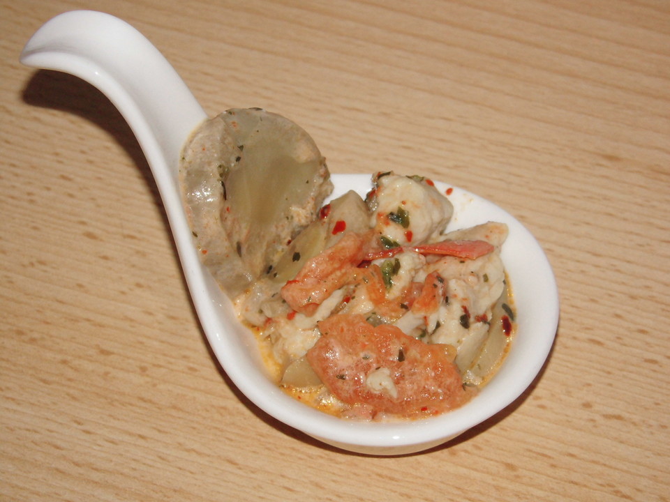 Low Carb: Kräuter-Tomatenpfanne mit saftigem Geflügelfleisch von ...