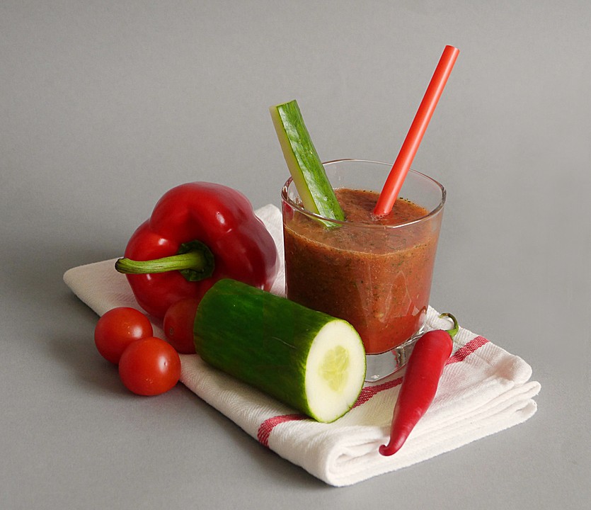 Tomatensaft mit Gurke und Paprika von ars_vivendi | Chefkoch.de