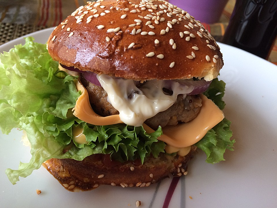 Burger Buns, Brötchen für Hamburger von shitzovran | Chefkoch.de