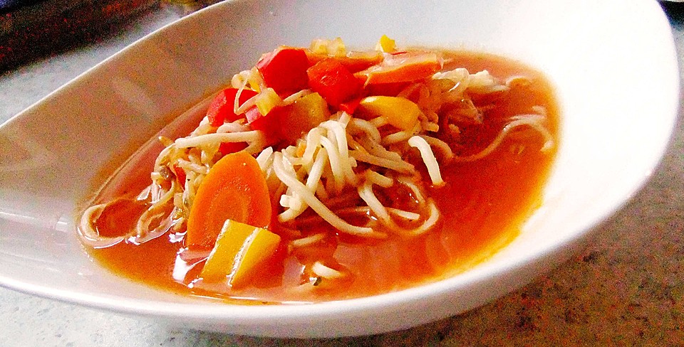 Asiatische Suppe mit Gemüse und Nudeln von Mabel | Chefkoch.de