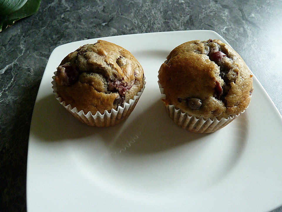 Amaretto - Kirsch - Muffins von Emely | Chefkoch.de