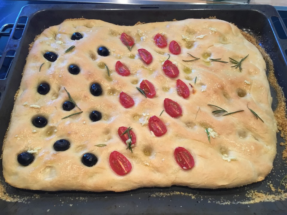Selbstgemachtes Italienisches Focaccia Brot von CookBakery | Chefkoch.de