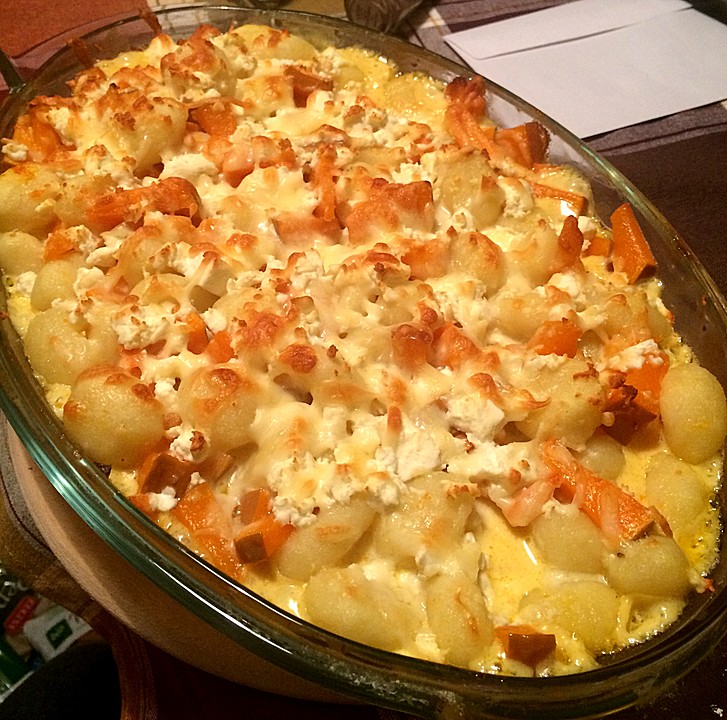 Kürbis-Lachs Gnocchi-Auflauf von hannahdilly | Chefkoch.de