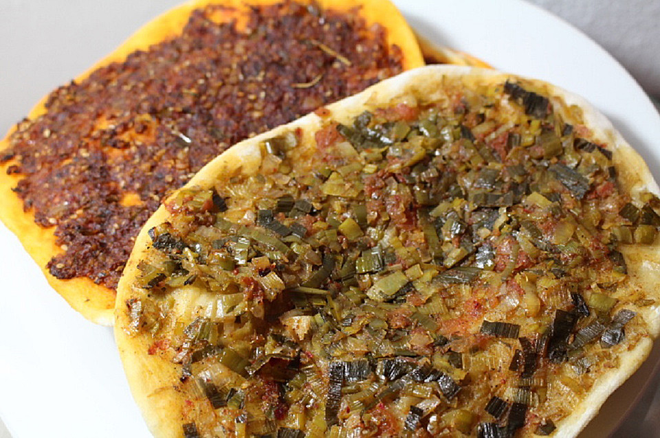 Vegane türkische Pizza von Meinerezepte_Aynur | Chefkoch.de