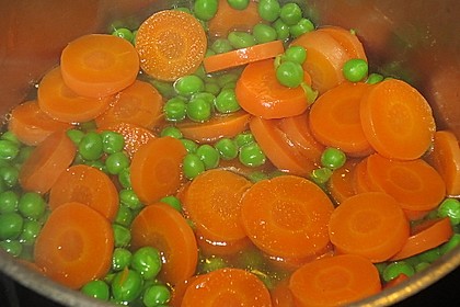 Erbsen-Möhren-Butter-Gemüse 2
