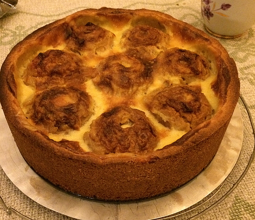 Bratapfelkuchen mit Sahne-Pudding-Füllung von AprilCherZ | Chefkoch.de