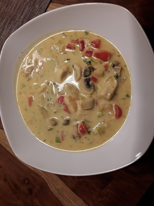 Hähnchen-Curry-Lauch-Suppe von Critters99 | Chefkoch.de