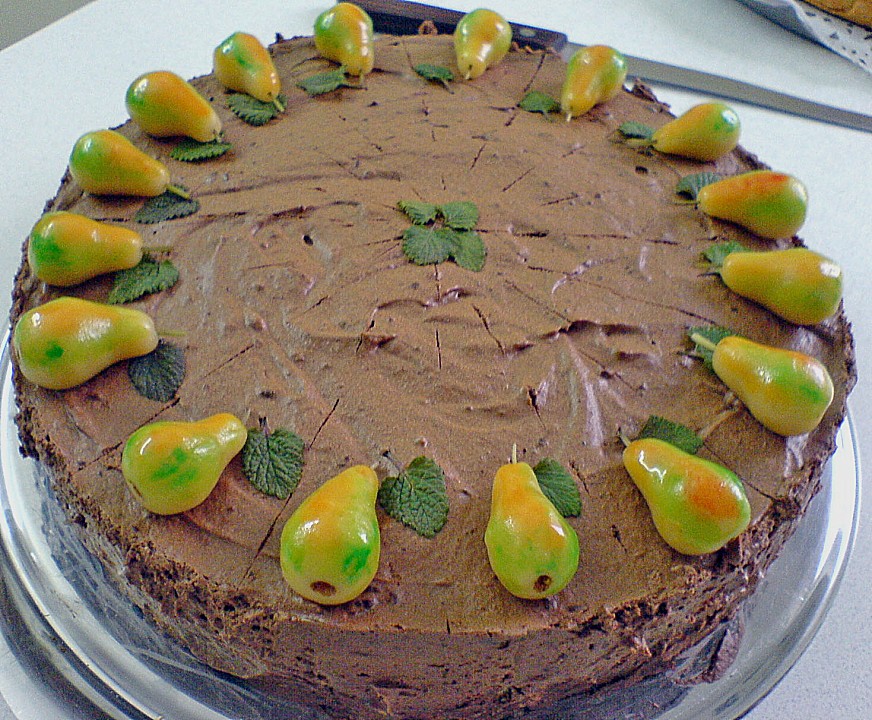 Mousse - au - Chocolat - Torte mit saftigen Birnen von hobbykoechin ...