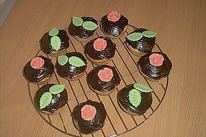 Zitronen - Sour - Cream - Muffins 24