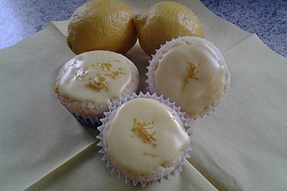 Zitronen - Sour - Cream - Muffins 9