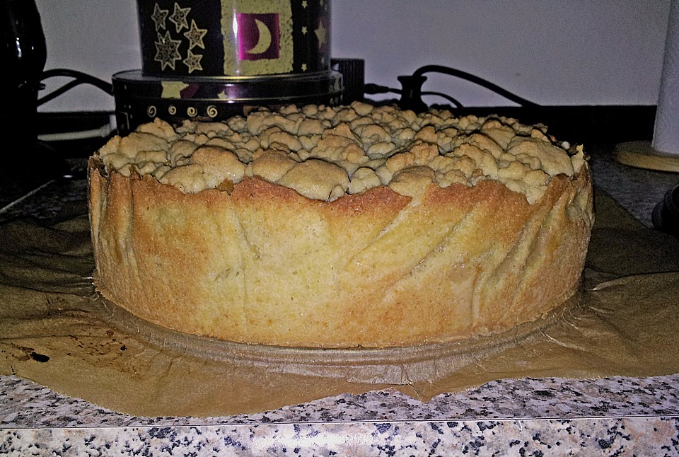 Gedeckter Apfelkuchen mit Streuseln von mbus | Chefkoch.de