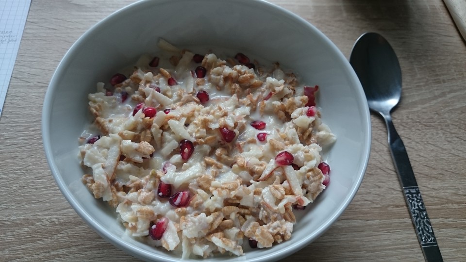 Bircher Müsli aus der Schweiz von hannah_kocht_einfach | Chefkoch.de