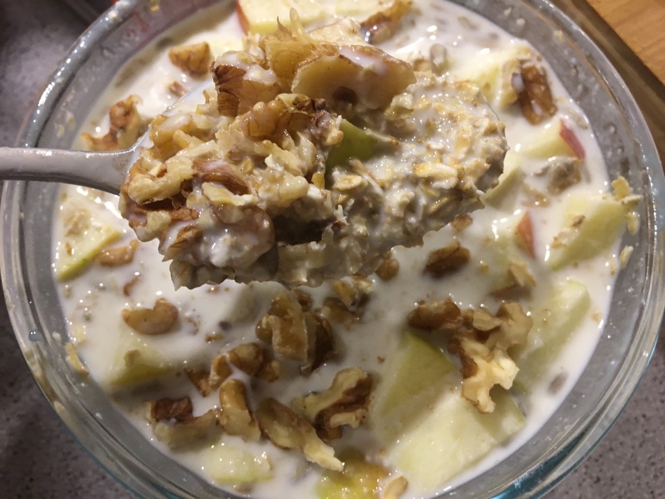 Bircher Müsli aus der Schweiz von hannah_kocht_einfach | Chefkoch.de