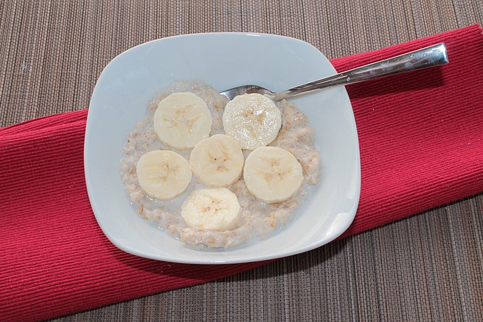 Haferkleie-Porridge mit Banane von patty89 | Chefkoch.de