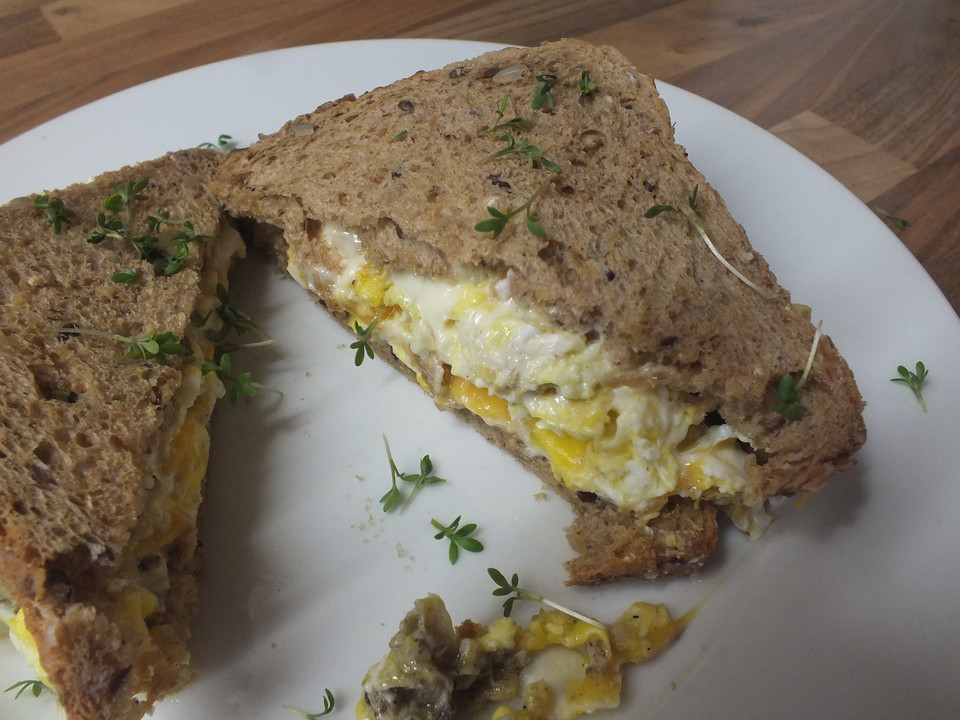 Grilled Cheese Sandwich mit Bacon und Spiegelei von Mietzekätzjen