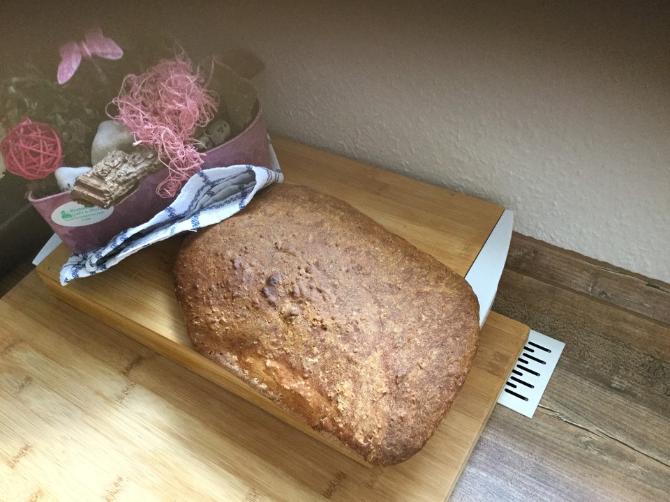 Dinkel-Haferflocken-Brot von xNikishax | Chefkoch.de