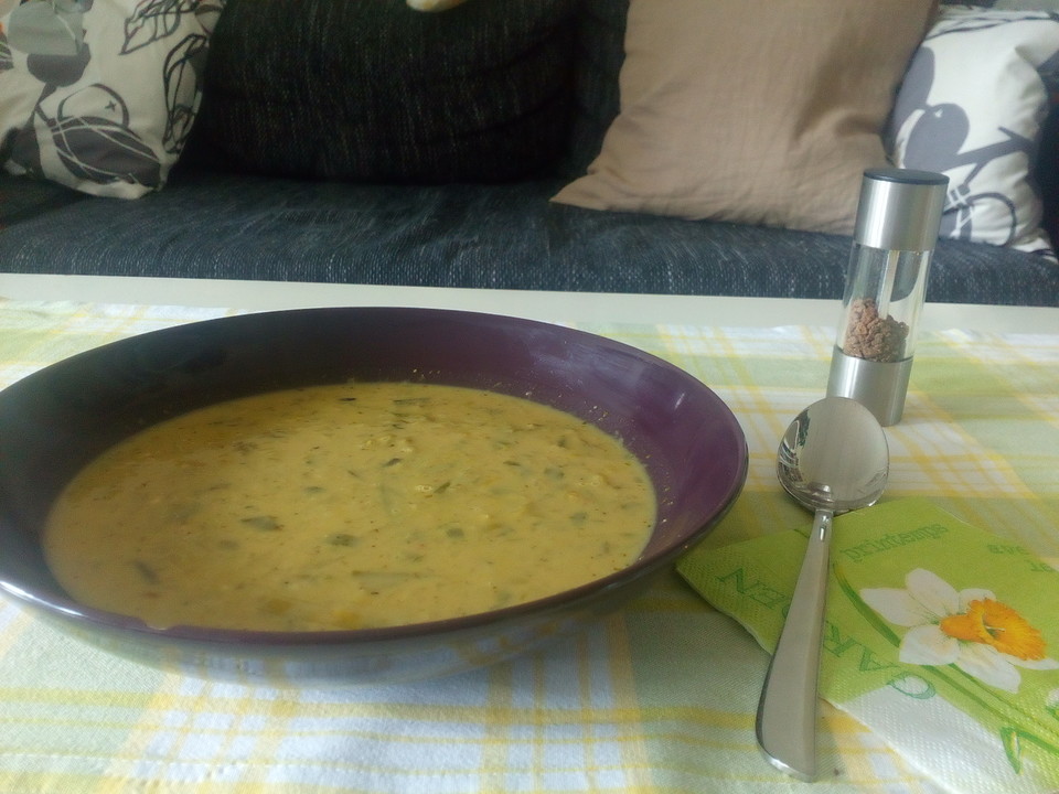 Vegane Käse-Lauch-Suppe mit Grünkern von Mrs_B_89 | Chefkoch.de