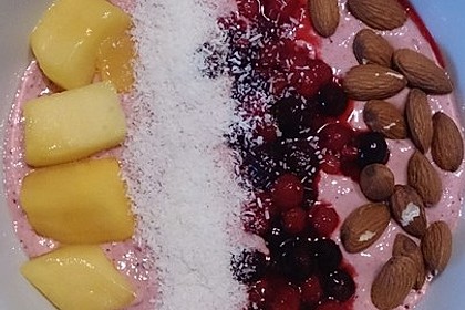 Fruchtige Smoothie Bowl 1
