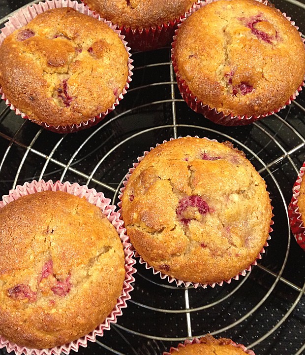 Glutenfreie Nuss-Himbeer-Muffins von Mars29 | Chefkoch.de