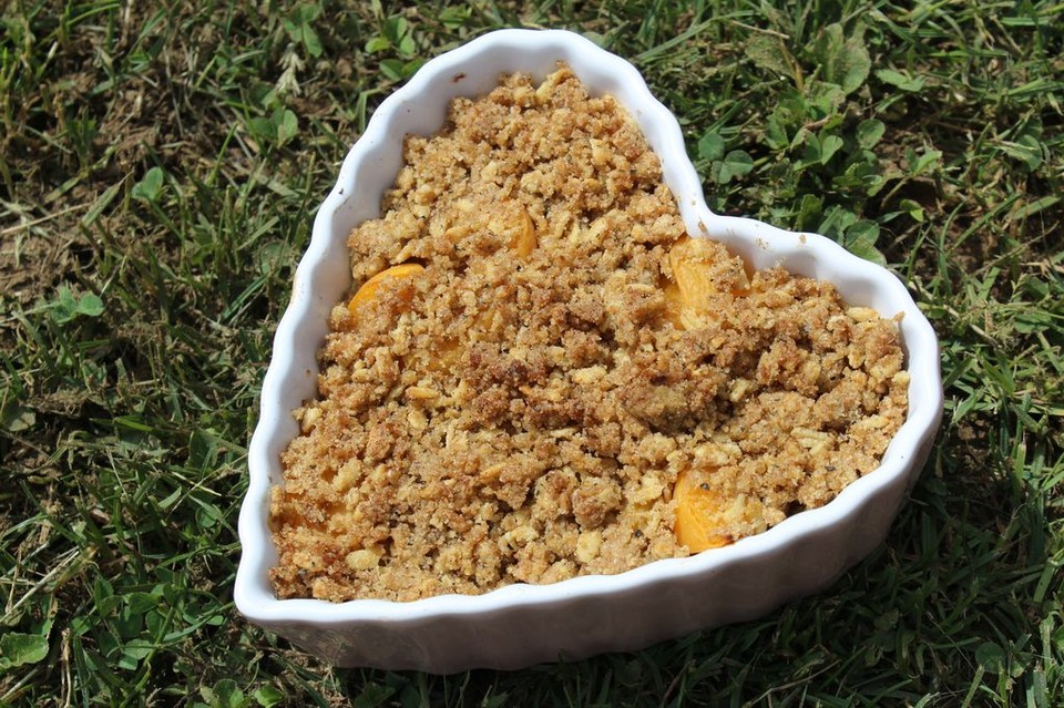 Aprikosen-Dinkel-Crumble von küchen_zauber | Chefkoch.de