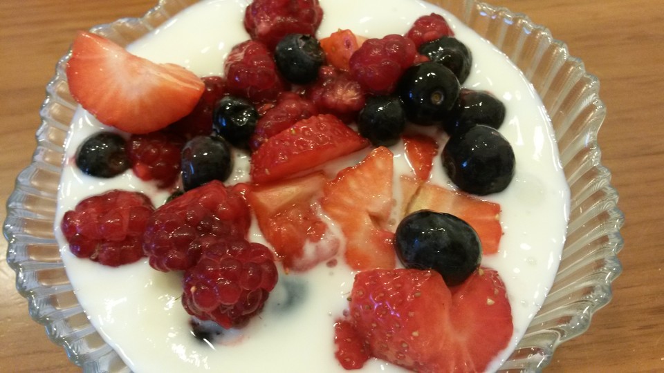 Beeren-Joghurt-Parfait von Sandrina86 | Chefkoch.de