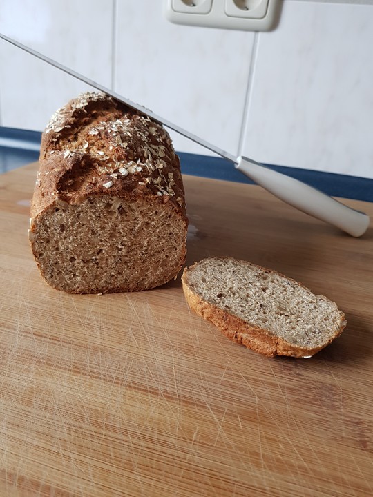 Kerniges Vollkorn-Quark-Brot von Dejavu36 | Chefkoch.de