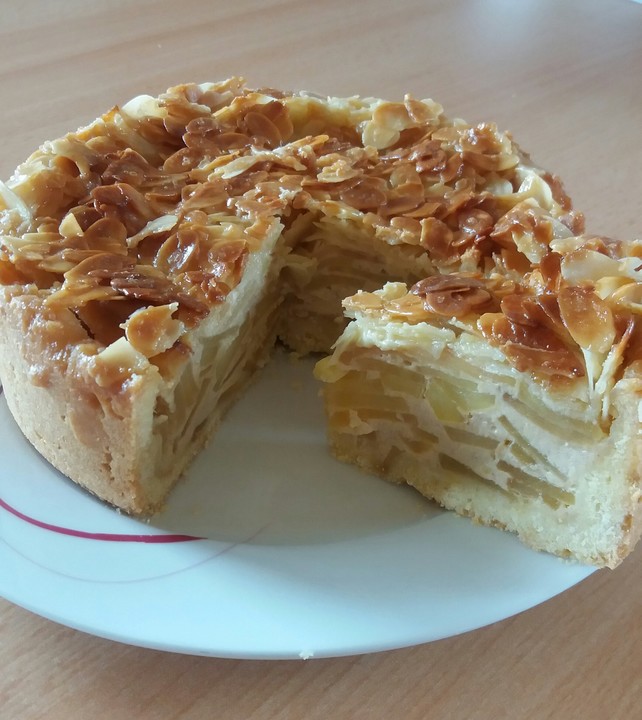 Apfel-Bienenstich-Kuchen von monro470 | Chefkoch.de