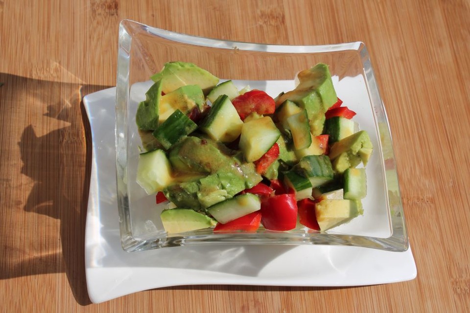 AvocadoGurkePaprikaSalat von menschbleiben Chefkoch.de