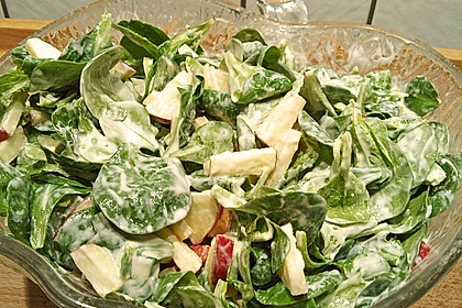 Rapunzelsalat mir Saure - Sahne - Dressing und Apfel 2