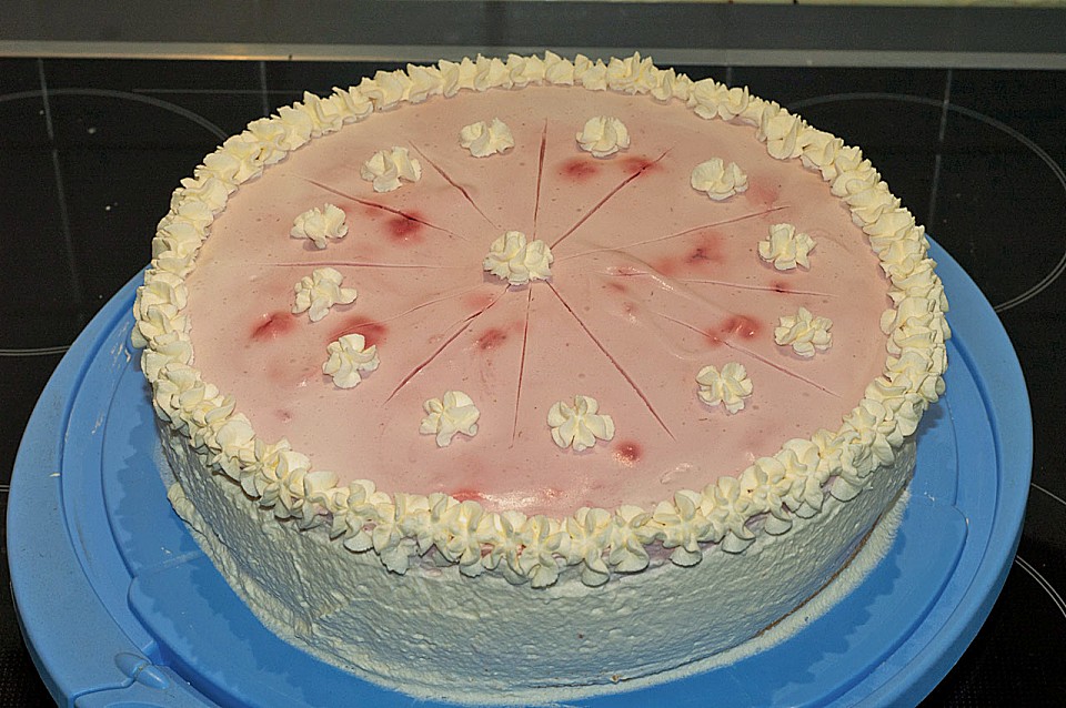 Himbeer Sahne Torte von kraeppel | Chefkoch.de