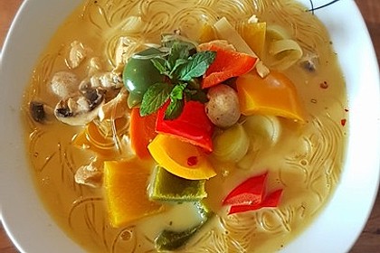 Kokos - Orangen - Ingwersuppe mit Huhn 2
