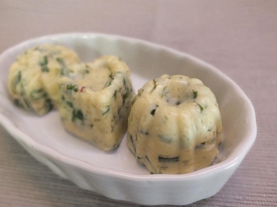 Bärlauch-Kresse-Butter mit Chilinote von Sandra_hoerhold | Chefkoch.de