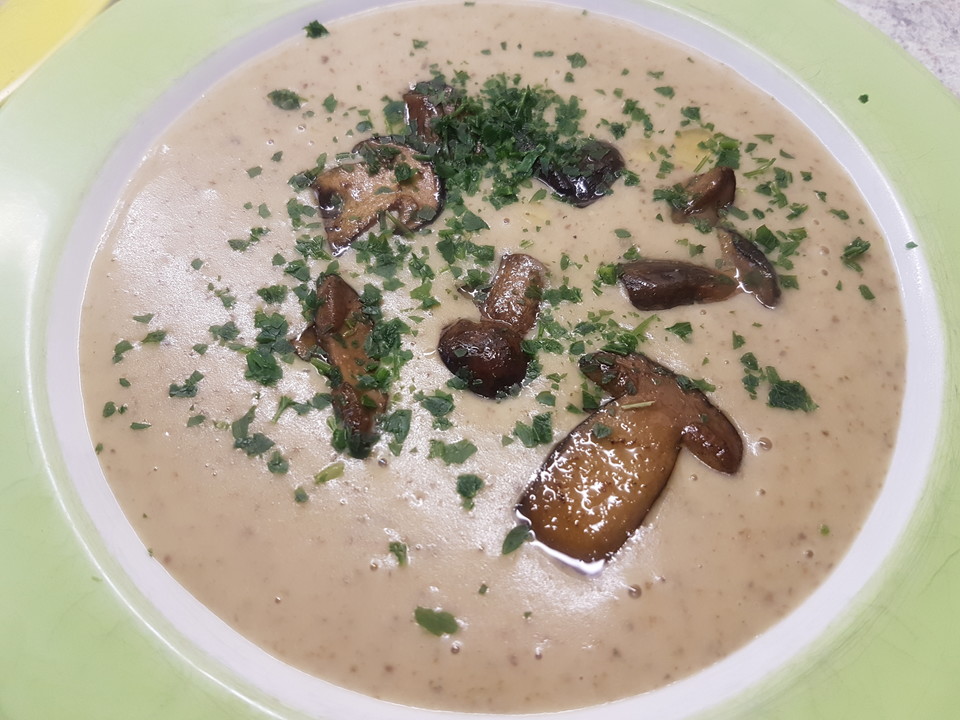 Kartoffel-Pilzcremesuppe von Schwarze_Mamba | Chefkoch.de