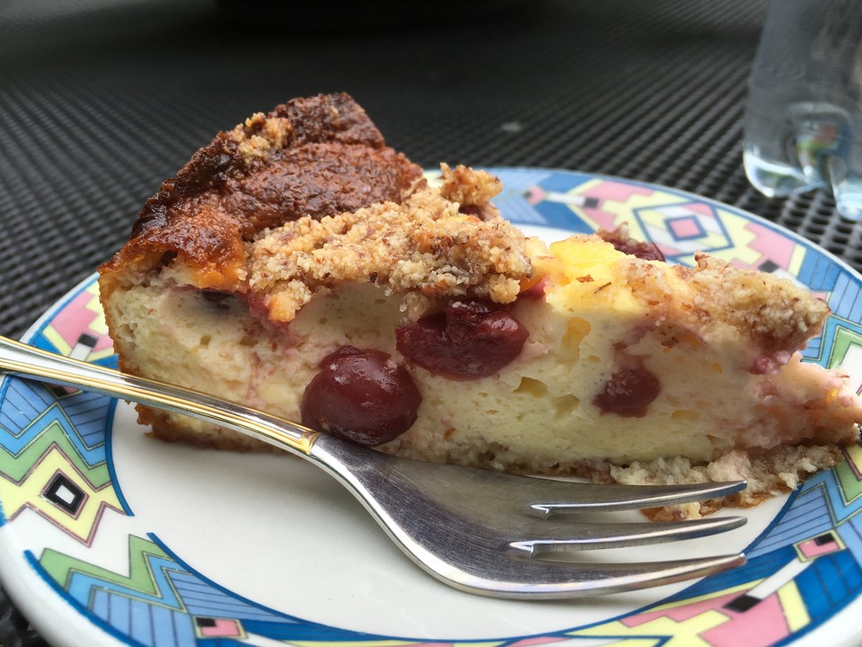 Käsekuchen mit Kirschen, ohne Mehl von tatjana868 | Chefkoch.de