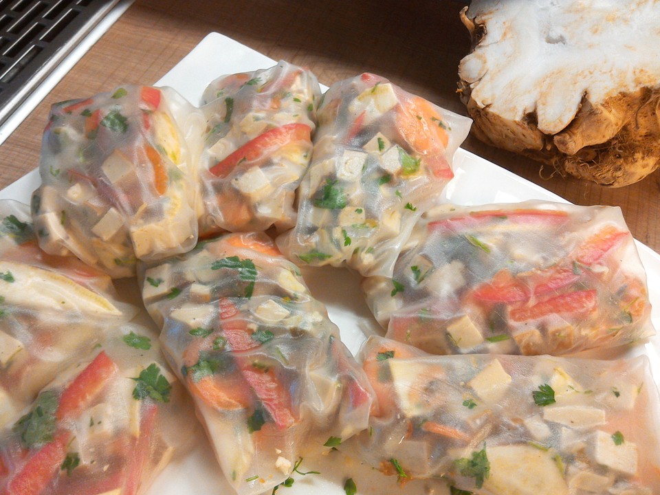 Sommerrollen aus Reispapier und Gemüse