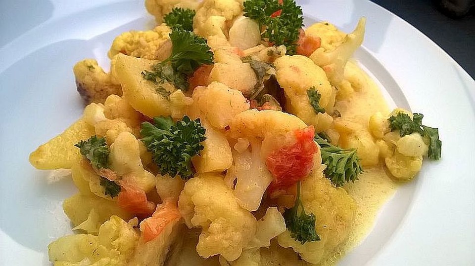 Kartoffelcurry mit Blumenkohl von Safaro | Chefkoch.de