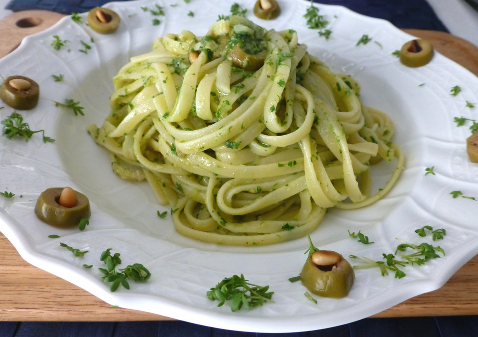 Pasta mit Oliven und Petersilie von Stäbchen92 | Chefkoch.de