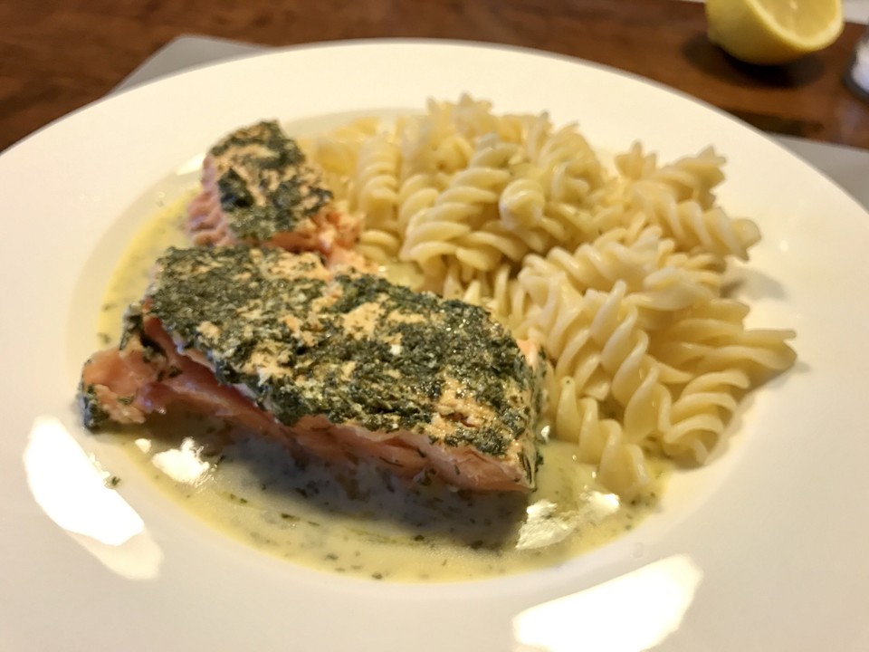 Gebratener Lachs Mit Zitronen-Dill-Sauce Von Passatxx59 | Chefkoch.de