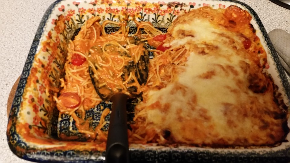 Hähnchenschnitzel-Nudel-Auflauf mit Tomatensahnesauce von paulinchen87 ...