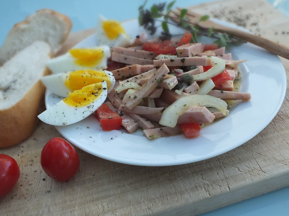 Pikanter Wurstsalat mit Senf-Kapern-Sauce von Eule0709 | Chefkoch.de