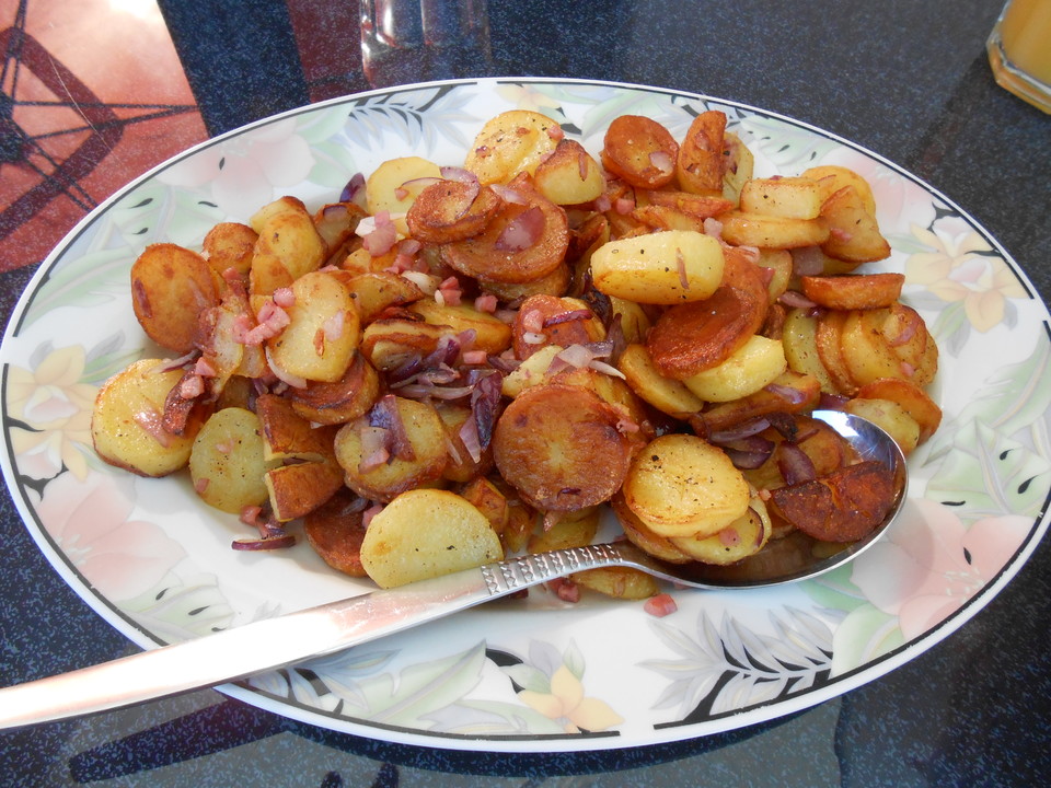 Bratkartoffeln aus rohen Kartoffeln von Ebenezer | Chefkoch.de