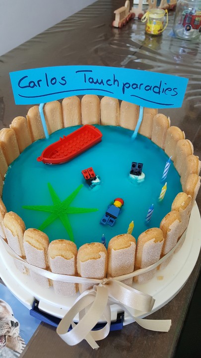 Schwimmbadtorte von Nadiine93 | Chefkoch.de