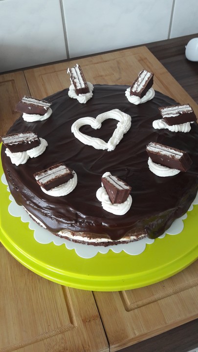 Schokoladentorte mit Kinder Pinguin von Any-Blum | Chefkoch.de