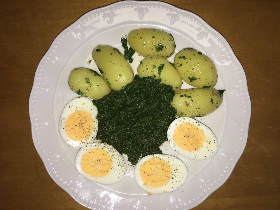 Senf-Rahmspinat mit Petersilien-Kartoffeln und Eiern von McMoe ...