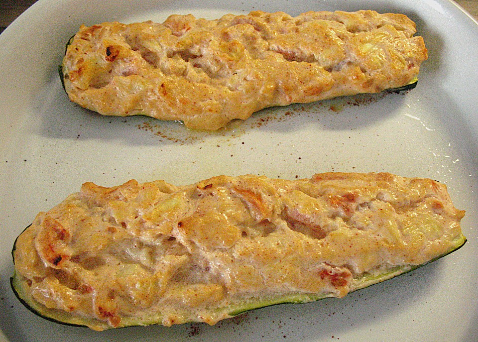 Gefüllte Zucchini mit Frischkäse von Mimmi2412 | Chefkoch.de