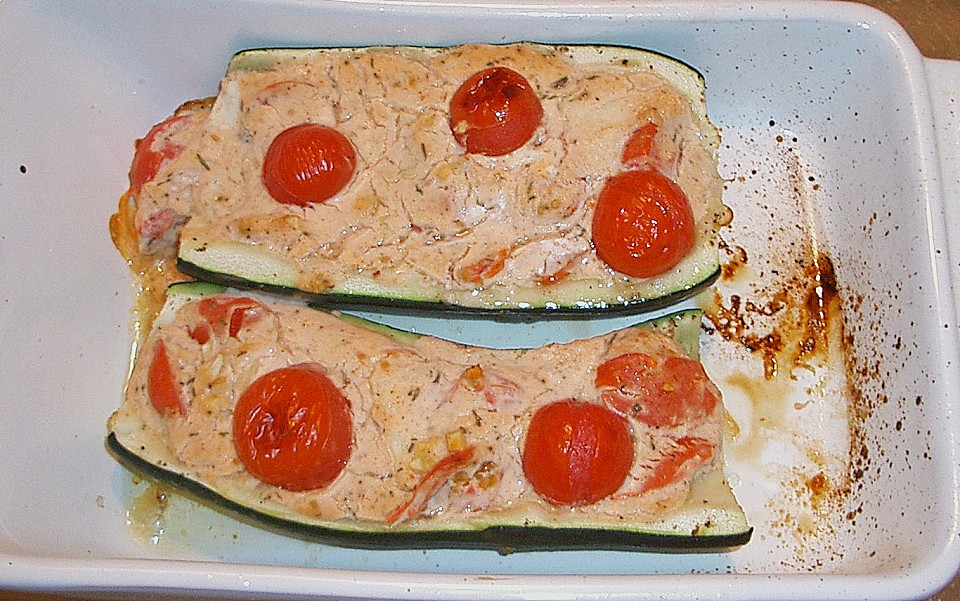 Gefüllte Zucchini mit Frischkäse von Mimmi2412 | Chefkoch.de